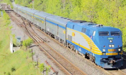 火车的视频,揭秘火车视频中的百年变迁